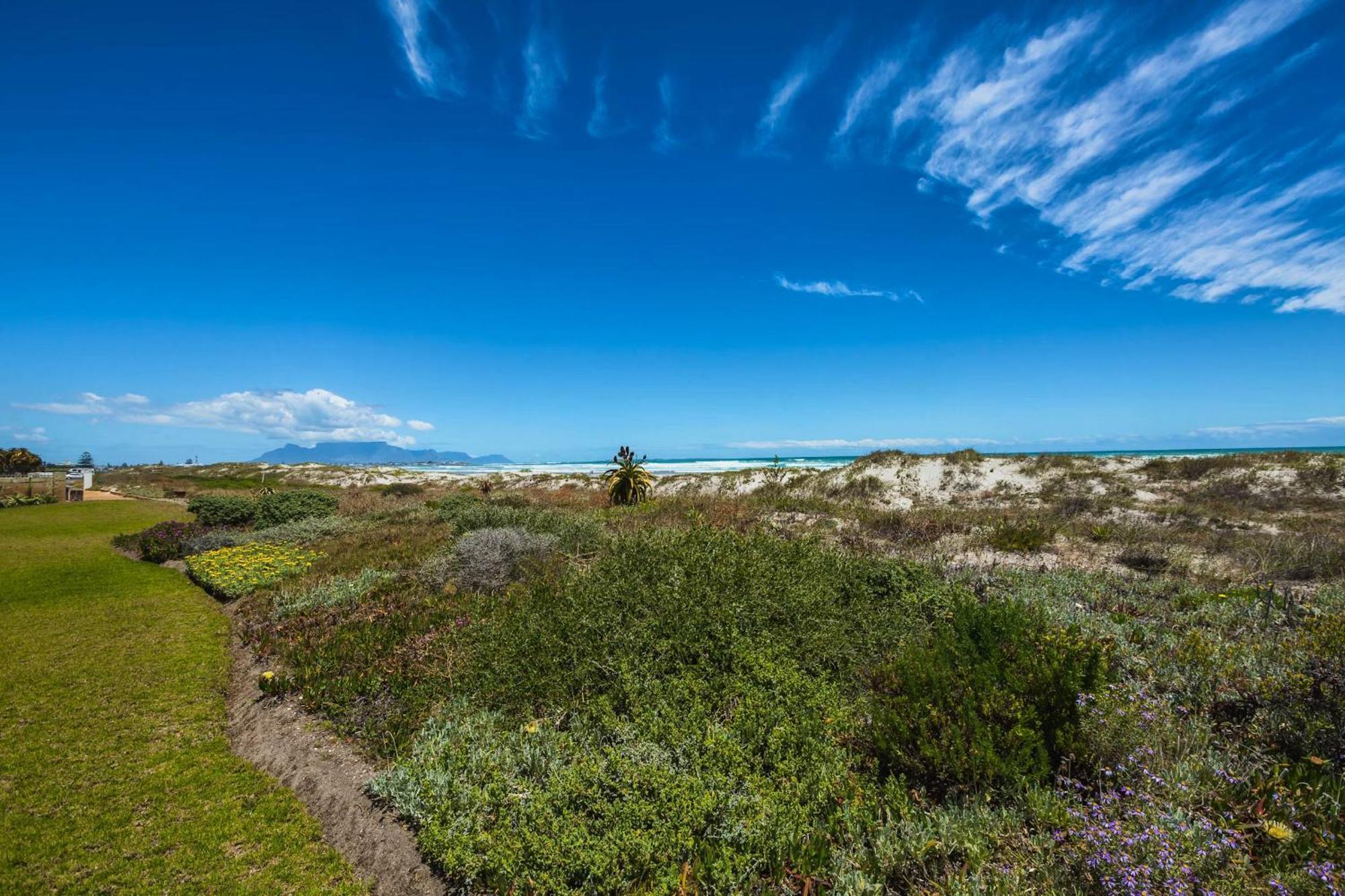 14 Penguin Place, Melkbosstrand Zimmer foto